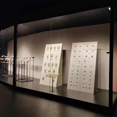 Kabinet Pameran Muzium Miniatur
